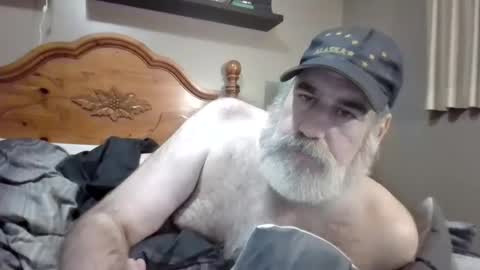 Snapshot of straightbear4you chatting on November 13, 1:54 pm Straightbear4you online show from November 13, 1:54 pm