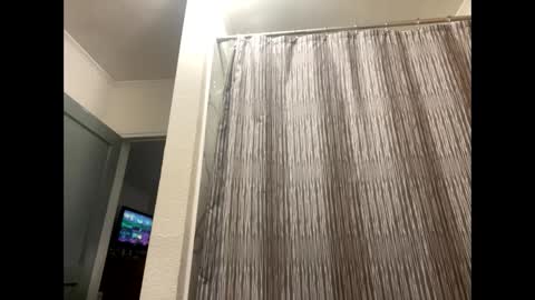 Snapshot of straightoutthetrailer chatting on January 5, 5:20 am lucille beatrice luficer call me lucy online show from January 5, 5:20 am