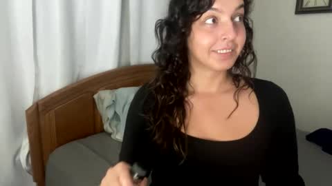 Snapshot of straightoutthetrailer chatting on November 29, 6:05 am lucille beatrice luficer call me lucy online show from November 29, 6:05 am