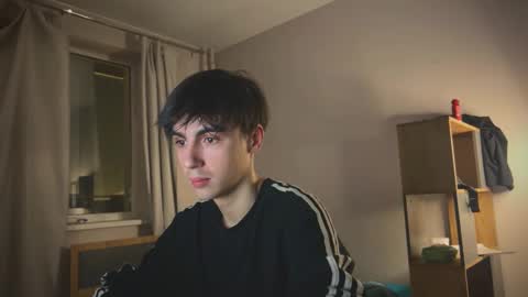 Ray online show from February 18, 9:22 pm