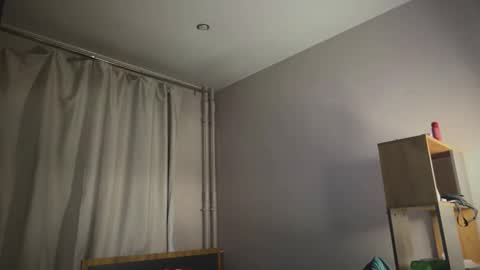 Ray online show from February 20, 9:04 pm