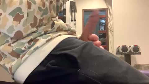 Snapshot of strange0469 chatting on January 12, 6:57 pm strange0469 online show from January 12, 6:57 pm
