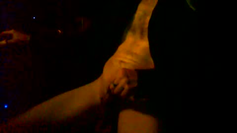 Snapshot of strangebrew0n356 chatting on September 21, 5:31 am strangebrew0n356 online show from September 21, 5:31 am