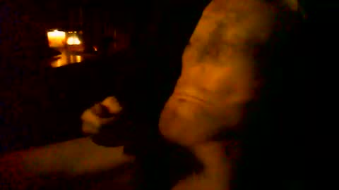 Snapshot of strangebrew0n356 chatting on September 25, 4:05 am strangebrew0n356 online show from September 25, 4:05 am