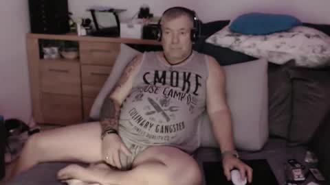 Stranger online show from September 14, 8:41 pm