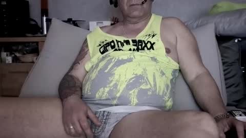 Snapshot of stranger1966 chatting on April 26, 9:45 pm Stranger online show from April 26, 9:45 pm