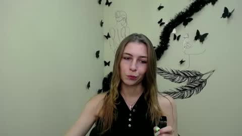 Amalia online show from December 21, 12:59 pm