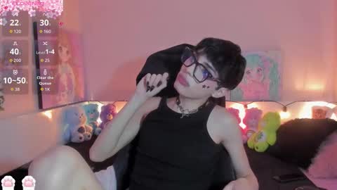 strawberry_kitty_ online show from February 14, 4:31 am