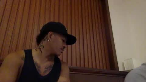 strawberrycocoa online show from December 14, 3:17 pm