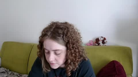 Strawberrylotsacake online show from May 11, 4:48 pm