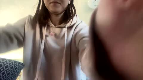 Snapshot of strawbrysugar chatting on January 16, 6:27 pm Ruby Moon online show from January 16, 6:27 pm