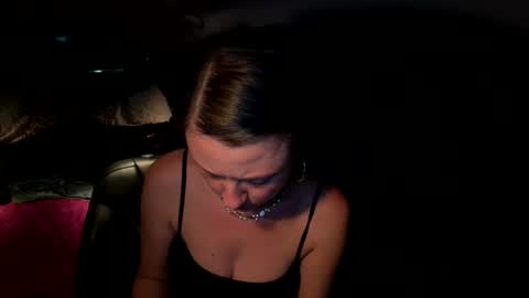 Snapshot of strawbrysugar chatting on May 29, 3:26 am Ruby Moon online show from May 29, 3:26 am