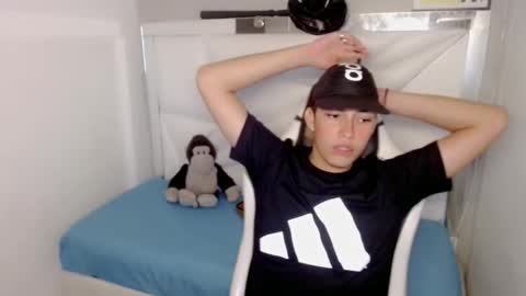 Street online show from March 5, 7:26 am