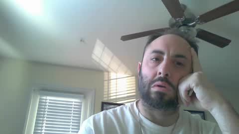 Snapshot of stro69300110 chatting on September 22, 11:40 pm stro69300110 online show from September 22, 11:40 pm