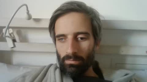 stroke1 online show from March 3, 10:06 am