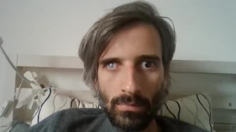 stroke1 online show from February 3, 9:47 am