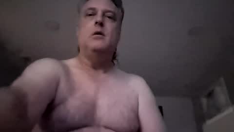 Cumallcumnow online show from April 8, 2:11 am