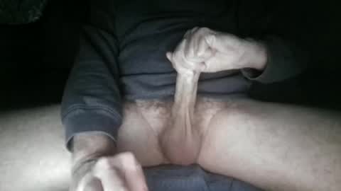 Snapshot of strokes_for_you chatting on February 28, 3:18 am strokes_for_you online show from February 28, 3:18 am