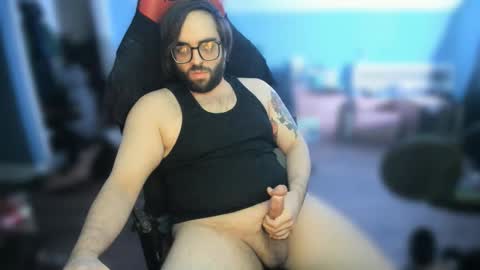 Snapshot of strokingslow420 chatting on November 24, 5:40 am Johnny online show from November 24, 5:40 am