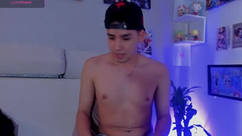 strong_rock69 online show from April 15, 3:52 pm