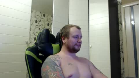 Snapshot of strongass18 chatting on February 22, 7:58 pm Alex online show from February 22, 7:58 pm