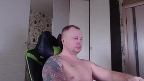 Snapshot of strongass18 chatting on March 2, 6:37 am Alex online show from March 2, 6:37 am