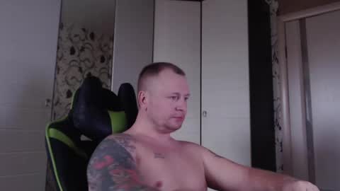 Snapshot of strongass18 chatting on March 4, 12:01 pm Alex online show from March 4, 12:01 pm