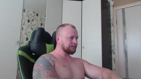 Snapshot of strongass18 chatting on September 9, 8:47 am Alex online show from September 9, 8:47 am