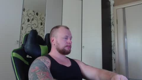 Snapshot of strongass18 chatting on September 14, 9:30 am Alex online show from September 14, 9:30 am