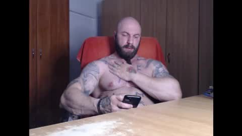 Snapshot of strongivan chatting on December 22, 7:22 pm StrongIvan online show from December 22, 7:22 pm