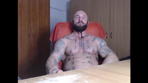 Snapshot of strongivan chatting on February 9, 6:56 pm StrongIvan online show from February 9, 6:56 pm