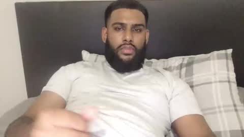 stuckinthe222 online show from November 2, 6:16 am