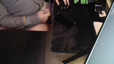 stud69861714 online show from March 12, 5:46 am