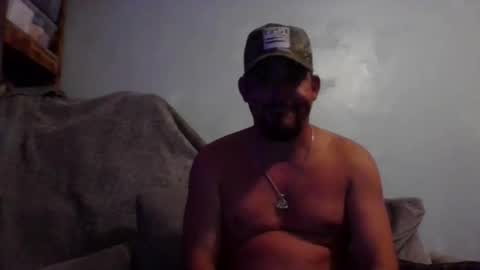 Snapshot of stud8265268240 chatting on May 25, 3:34 am stud8265268240 online show from May 25, 3:34 am