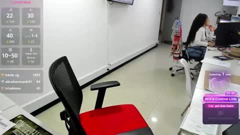 Snapshot of studcb_ chatting on February 26, 10:53 pm studcb_ online show from February 26, 10:53 pm