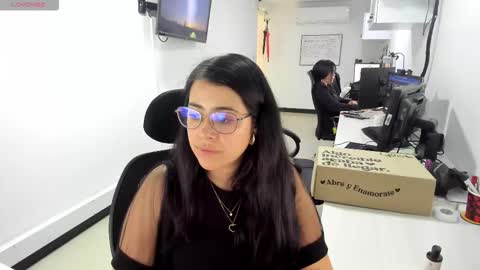 Snapshot of studcb_ chatting on September 17, 7:37 pm studcb_ online show from September 17, 7:37 pm