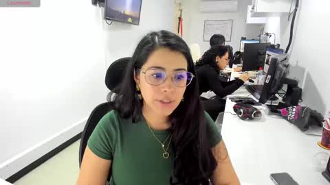 Snapshot of studcb_ chatting on September 18, 8:55 pm studcb_ online show from September 18, 8:55 pm