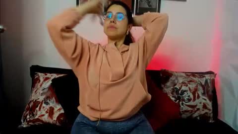 Snapshot of studcb_ chatting on September 22, 12:34 am studcb_ online show from September 22, 12:34 am