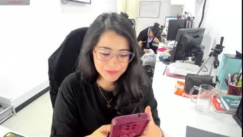 Snapshot of studcb_ chatting on October 6, 8:50 pm studcb_ online show from October 6, 8:50 pm