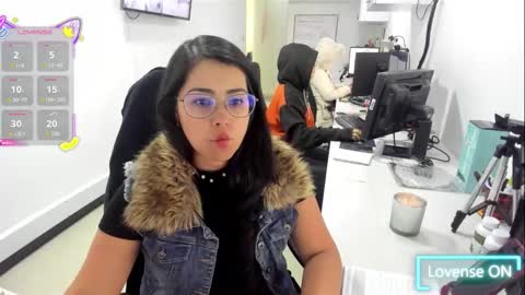 Snapshot of studcb_ chatting on October 14, 8:42 pm studcb_ online show from October 14, 8:42 pm