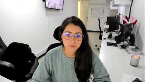 Snapshot of studcb_ chatting on October 19, 8:53 pm studcb_ online show from October 19, 8:53 pm