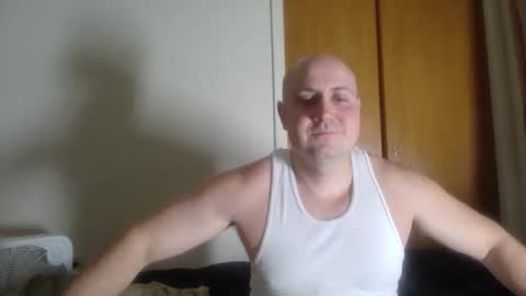 Snapshot of studentofthemouth chatting on December 14, 11:31 pm studentofthemouth online show from December 14, 11:31 pm