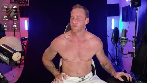 Snapshot of studforyouall chatting on September 14, 5:50 am Ryan Long online show from September 14, 5:50 am