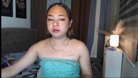 studqueendomi online show from April 7, 9:15 pm