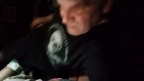 Snapshot of stuffamuffagus69 chatting on November 15, 7:05 am stuffamuffagus69 online show from November 15, 7:05 am