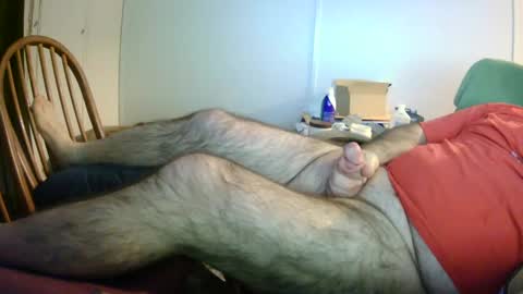 Snapshot of stugots42 chatting on December 20, 4:31 am stugots42 online show from December 20, 4:31 am