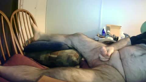 Snapshot of stugots42 chatting on December 21, 5:51 pm stugots42 online show from December 21, 5:51 pm