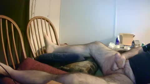 Snapshot of stugots42 chatting on March 3, 3:30 am stugots42 online show from March 3, 3:30 am