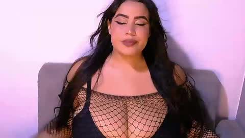 stweetemmac1 online show from April 18, 7:29 pm