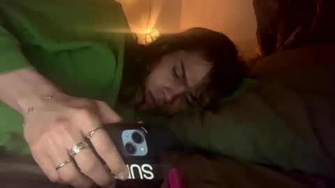 stxllaxcx online show from April 22, 8:50 am